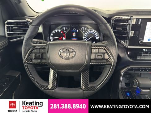 Used 2025 Toyota Tundra SR5 w/ SR5 Premium Package AWD/4WD image 28