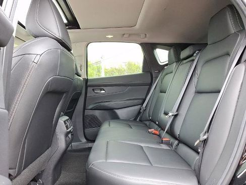 Certified 2025 Nissan Murano SL w/ Cargo Package AWD/4WD image 11