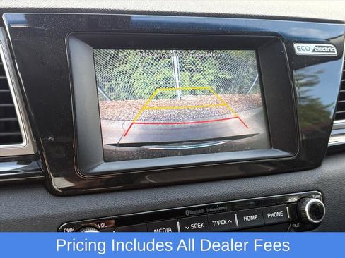 Used 2019 Kia Niro EX FWD image 8