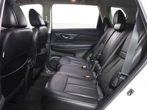 Used 2016 Nissan Rogue SL w/ SL Premium Package AWD/4WD image 21