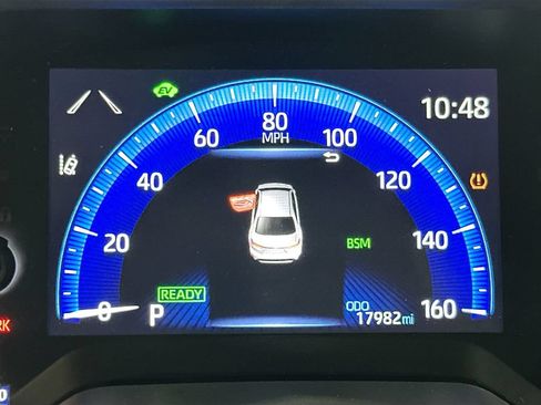 Used 2022 Toyota Corolla LE w/ Premium Interior Package FWD image 12