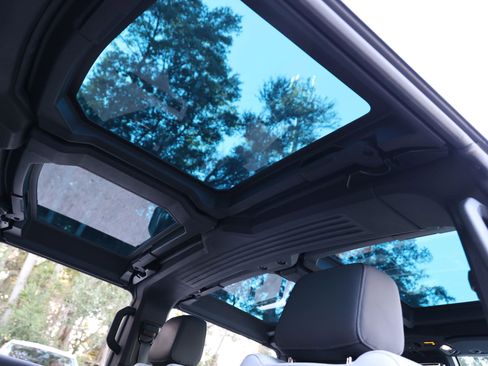 Used 2022 GMC Hummer EV Edition 1 w/ LPO, Illumination Package image 56