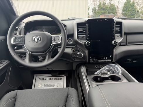 New 2026 RAM 1500 4x4 Crew Cab image 13