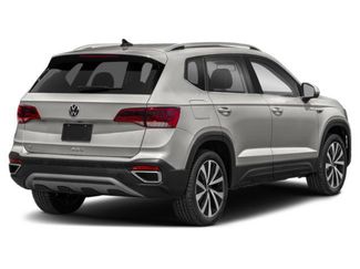 Used 2023 Volkswagen Taos SE w/ Panoramic Sunroof Package AWD/4WD video 2