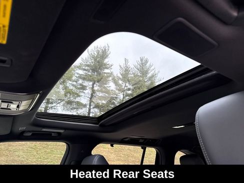 Used 2025 Lexus LX 600 4WD w/ Appearance Package image 25