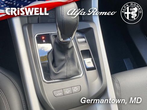 New 2024 Alfa Romeo Tonale Veloce image 30