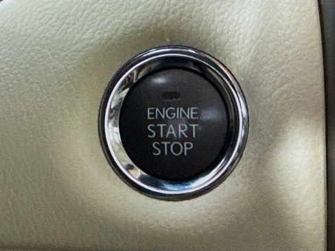 Used 2015 Lexus GX 460 w/ Premium Package image 20