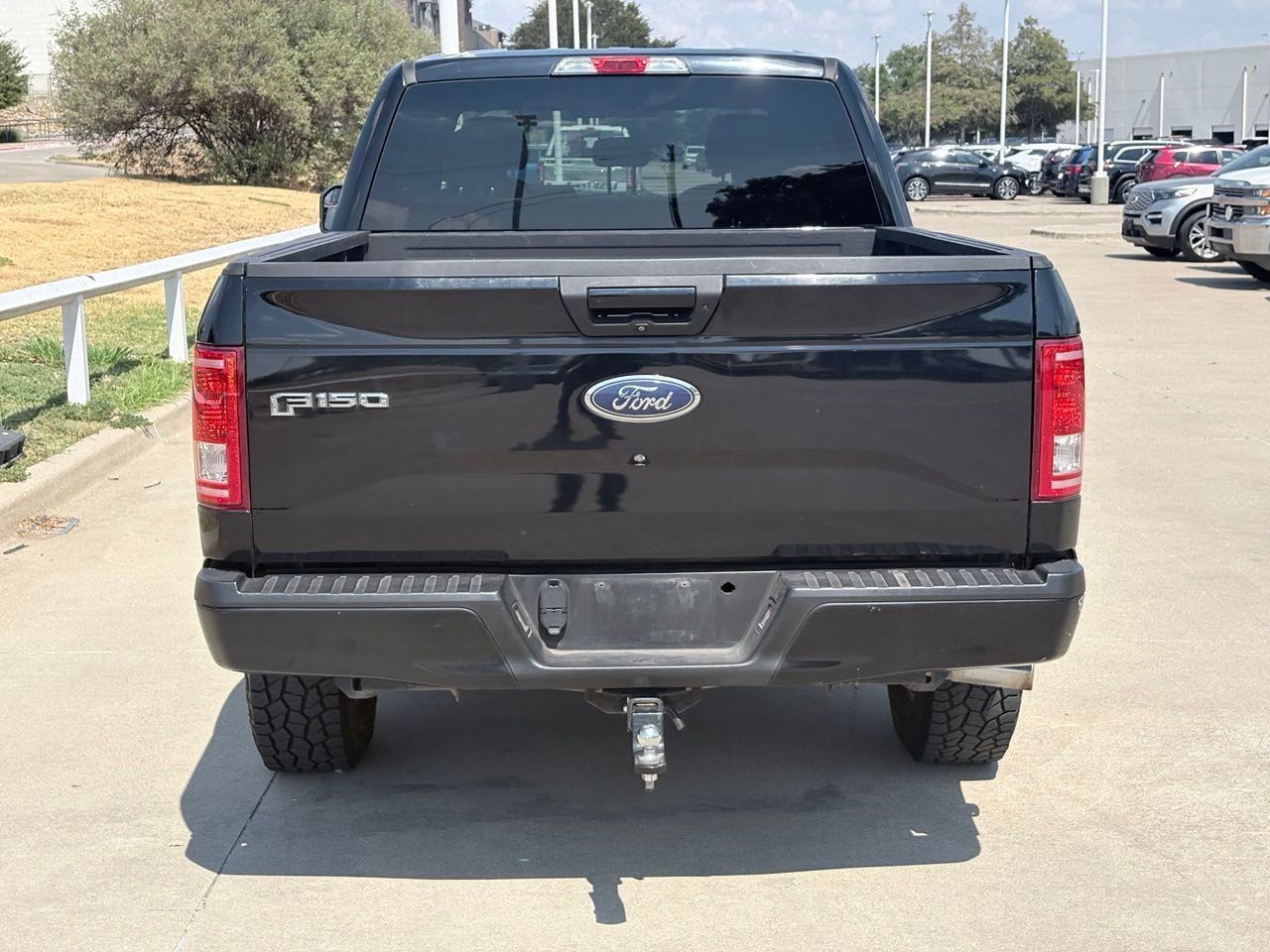 Used 2017 Ford F150 XLT w/ Equipment Group 301A Mid AWD/4WD image 5