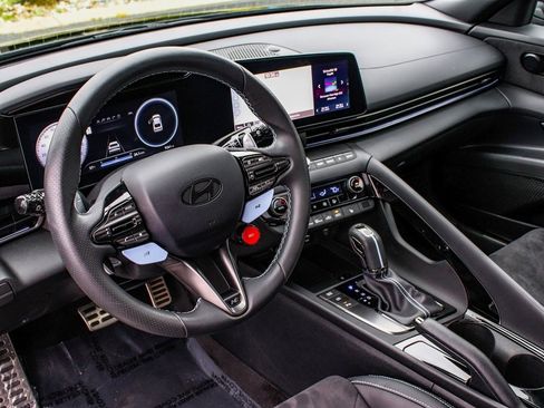 Used 2024 Hyundai Elantra N image 15