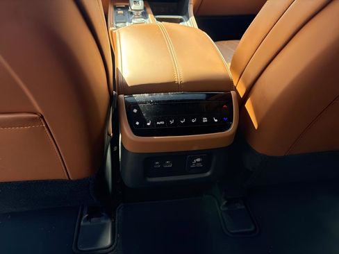 Used 2024 INFINITI QX60 Autograph w/ Cargo Package image 16