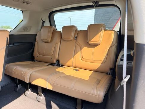 Used 2025 INFINITI QX80 Sensory w/ Exterior Package AWD/4WD image 14