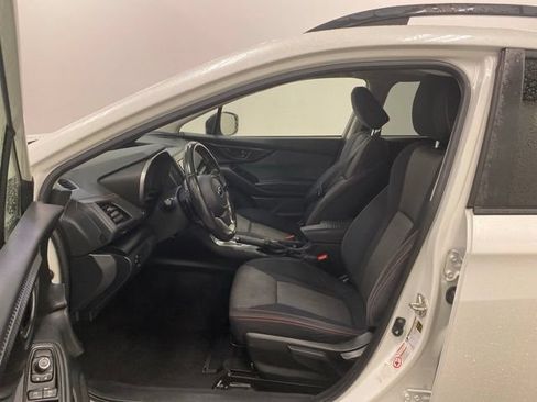 Used 2020 Subaru Crosstrek 2.0i Premium w/ Moonroof Package 1 AWD/4WD image 9