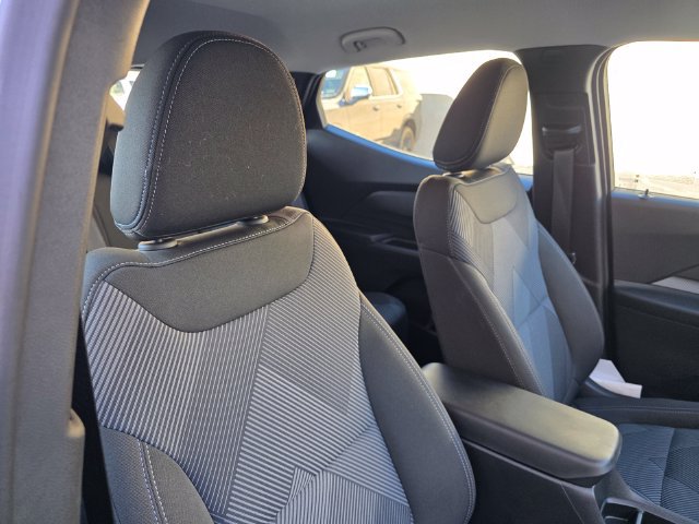 Certified 2027 Chevrolet Bolt LT w/ Comfort Package FWD image 19