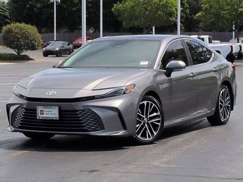 Certified 2025 Toyota Camry XLE FWD image 2