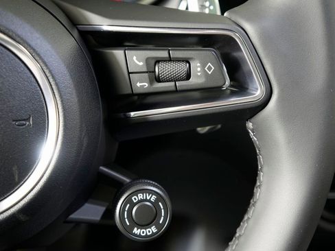 New 2026 Porsche Macan S image 24