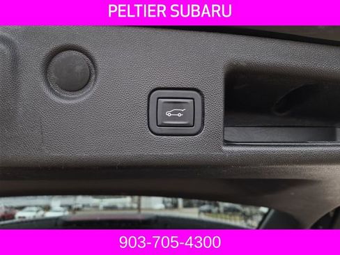 Used 2023 Chevrolet Equinox RS w/ RS Leather Package image 11