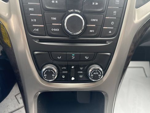 Used 2015 Buick Verano FWD image 24