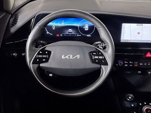 Used 2024 Kia Niro Wind w/ Wind Preserve Package FWD image 13