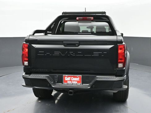 Used 2025 Chevrolet Colorado Trail Boss w/ Midnight Edition image 24