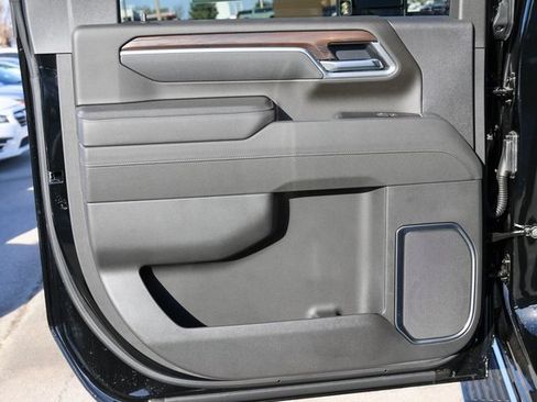 New 2026 GMC Sierra 3500 SLT image 13