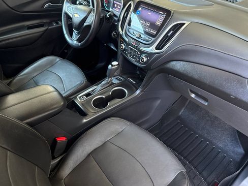 Used 2020 Chevrolet Equinox Premier AWD/4WD image 18