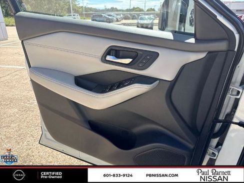 Certified 2024 Nissan Rogue SL w/ SL Premium Package FWD image 23