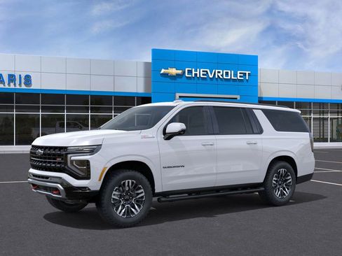 New 2026 Chevrolet Suburban Z71 image 2
