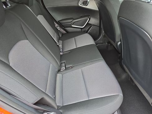 Used 2024 Kia Soul LX w/ Option Group 015 FWD image 13