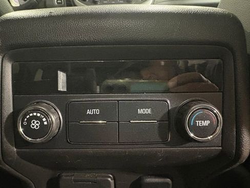 Used 2018 GMC Acadia SLT image 15