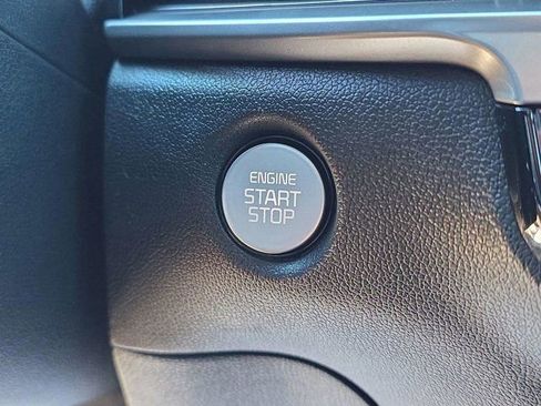 New 2026 Kia Sorento LX image 9