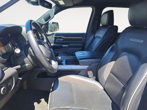 Used 2024 RAM 1500 Laramie image 9