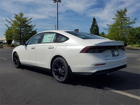 New 2025 Honda Accord SE image 6