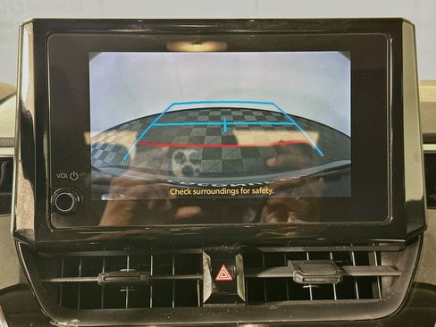 Used 2024 Toyota Corolla LE FWD image 24