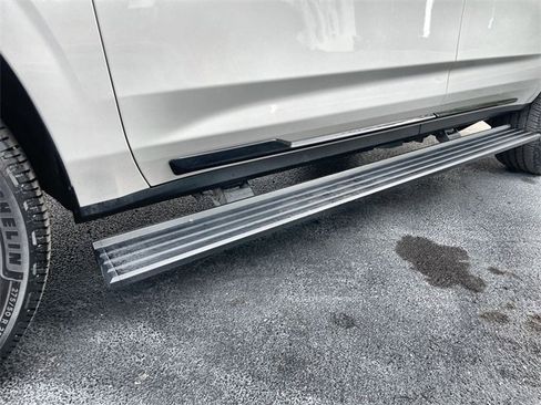 Used 2021 Cadillac Escalade Sport w/ Driver Assist Tech Package image 8