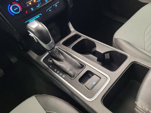 Used 2019 Ford Escape SE FWD image 26