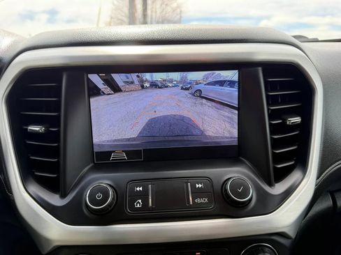 Used 2020 GMC Acadia SLT AWD/4WD image 25
