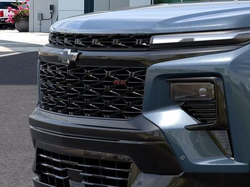 New 2026 Chevrolet Traverse RS w/ LPO, Floor Liner Package FWD image 25