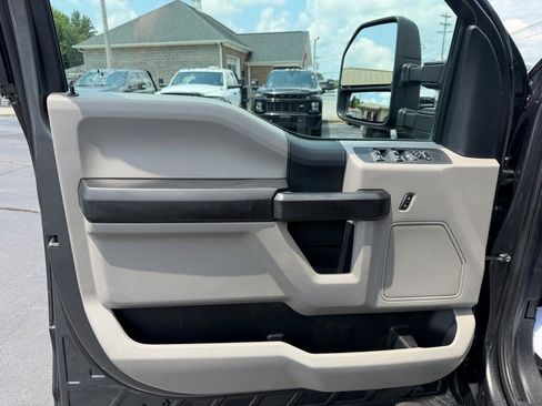 Used 2019 Ford F350 XL w/ STX Appearance Package AWD/4WD image 9