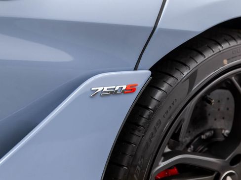 New 2026 McLaren 750S RWD image 44