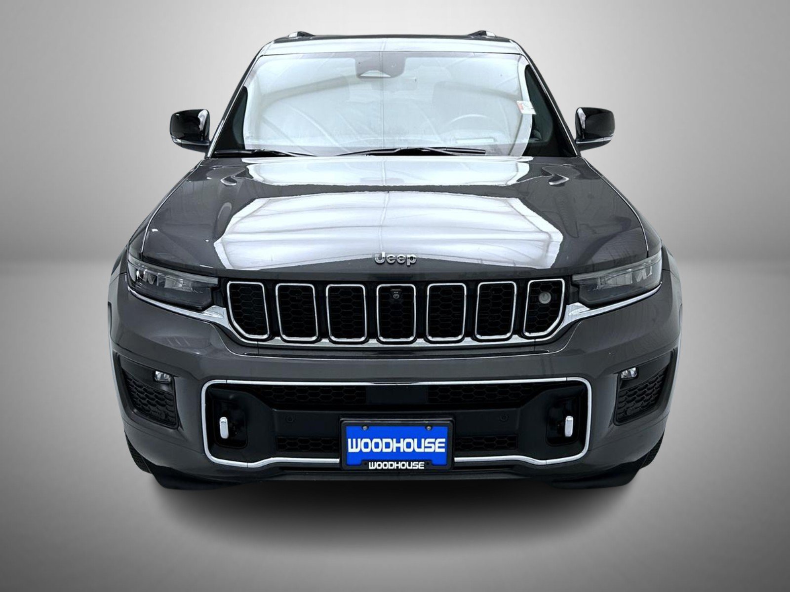 Used 2023 Jeep Grand Cherokee Overland w/ Adv Protech Group III AWD/4WD image 2