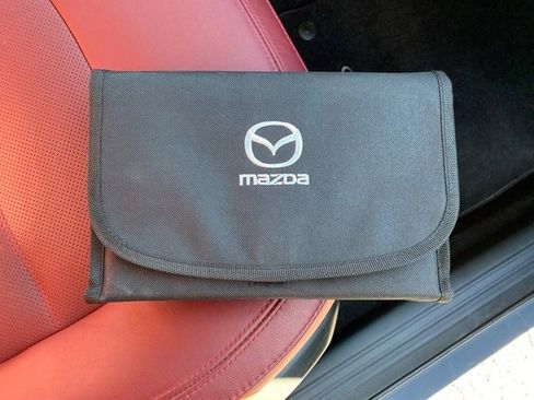 Certified 2023 MAZDA CX-5 Carbon Edition image 12