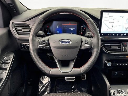 Used 2023 Ford Escape ST-Line w/ Tech Pack #1 image 5