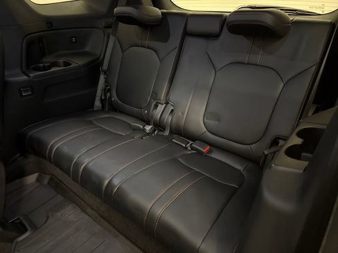 Certified 2025 Honda Pilot TrailSport image 18