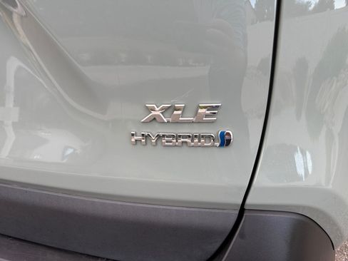 Used 2023 Toyota RAV4 XLE AWD/4WD image 24