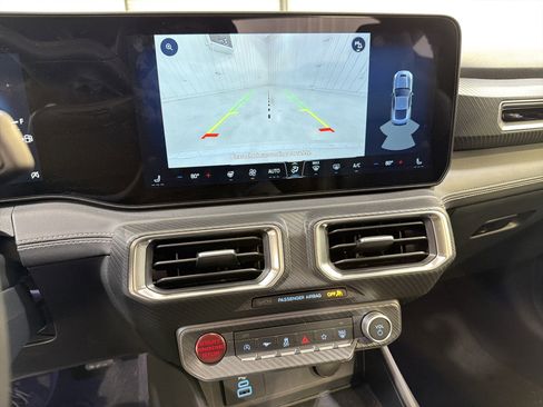 Used 2025 Ford Mustang Premium image 18