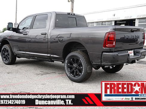 New 2026 RAM 2500 Laramie AWD/4WD image 3