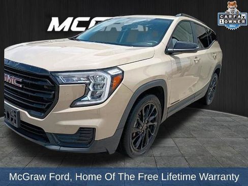 Used 2023 GMC Terrain SLE w/ Elevation Edition FWD image 1