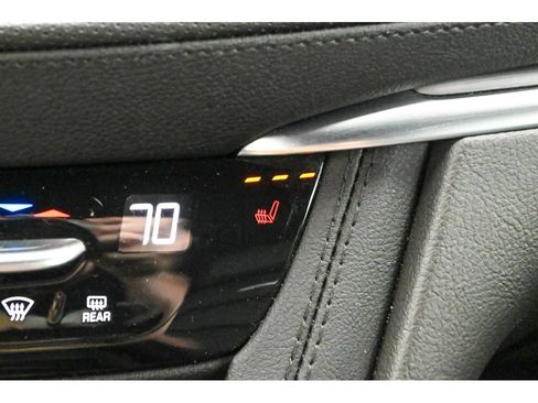 Used 2024 Cadillac XT5 Luxury FWD image 45