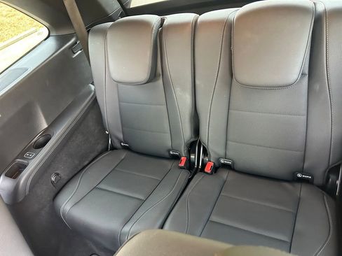 Used 2025 Mercedes-Benz GLS 450 4MATIC image 52