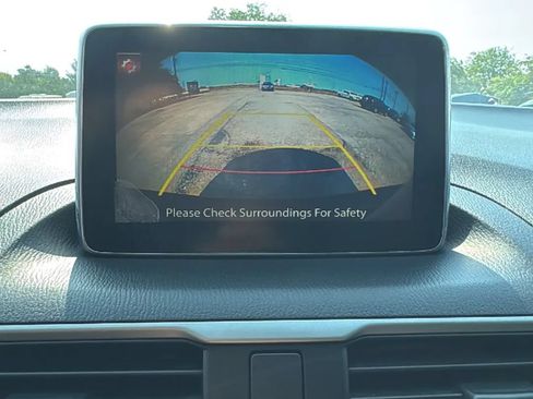 Used 2016 MAZDA MAZDA3 i Grand Touring FWD image 18